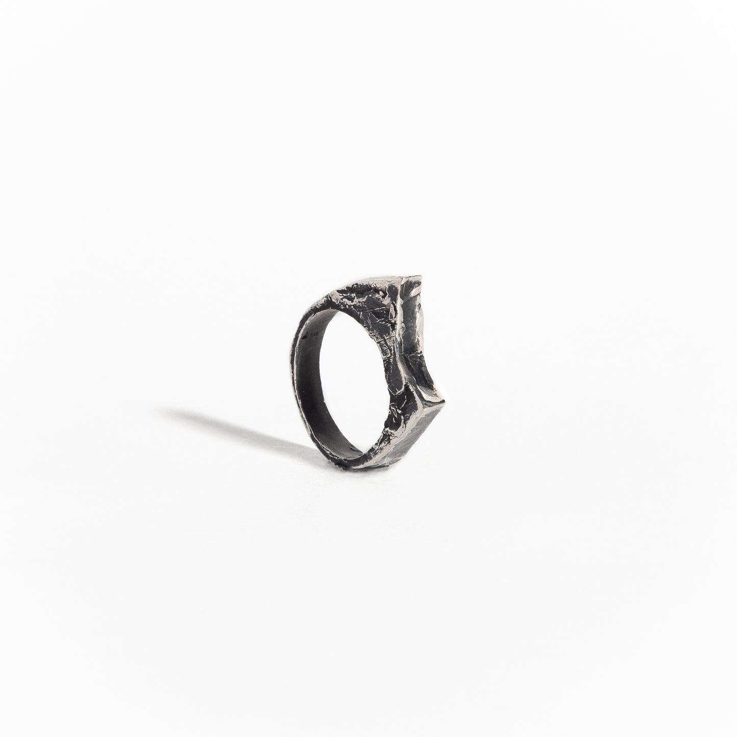 ANILLO PLATA CON PÁTINA NEGRA #8026