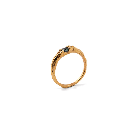 ANILLO PLATA CON BAÑO DE ORO Y ZAFIRO #8150