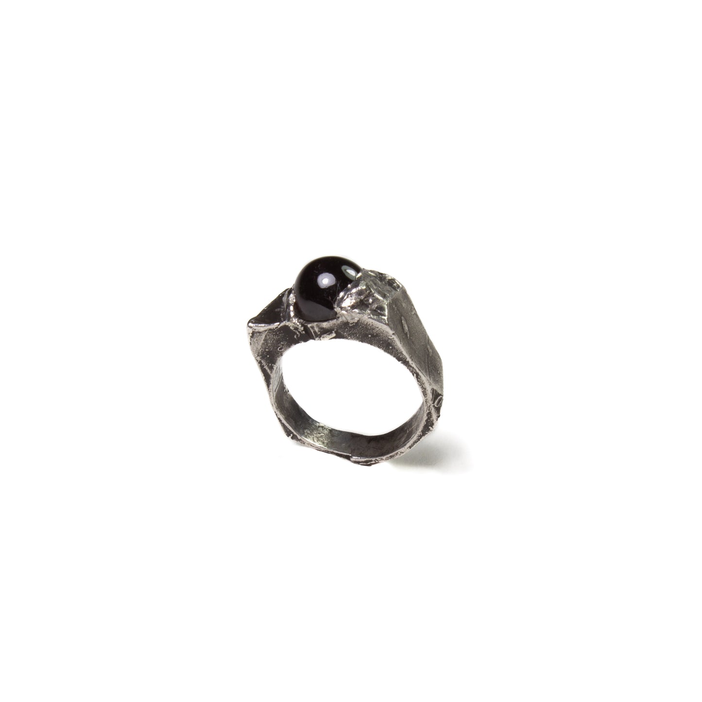 ANILLO NATURA PLATA Y PIEDRA GRANATE #8022