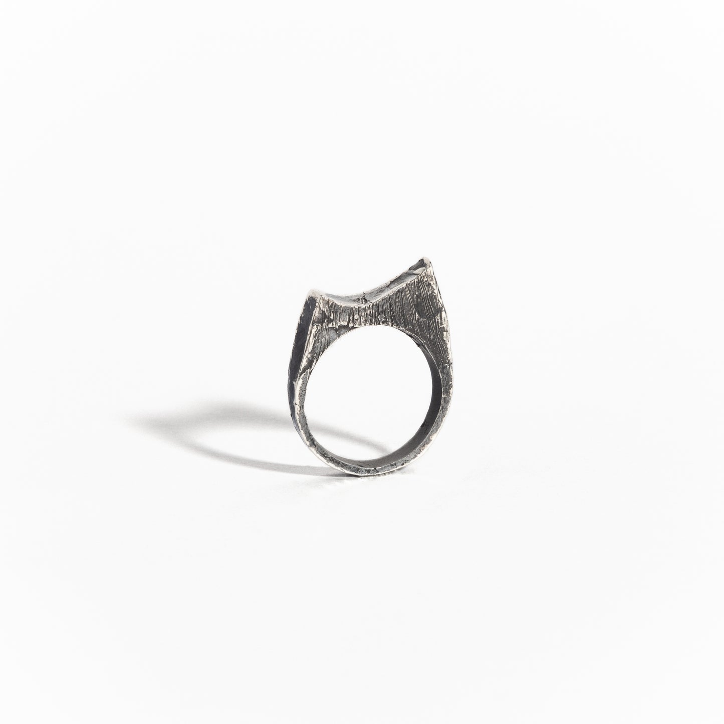 ANILLO PLATA CON PÁTINA NEGRA #8026