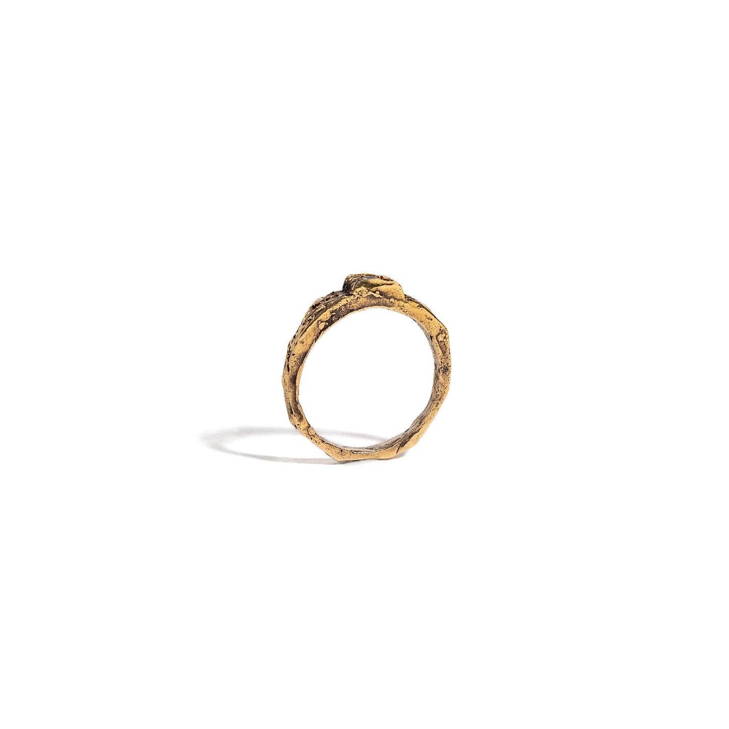 ANILLO PLATA CON BAÑO DE ORO Y ZAFIRO #8107