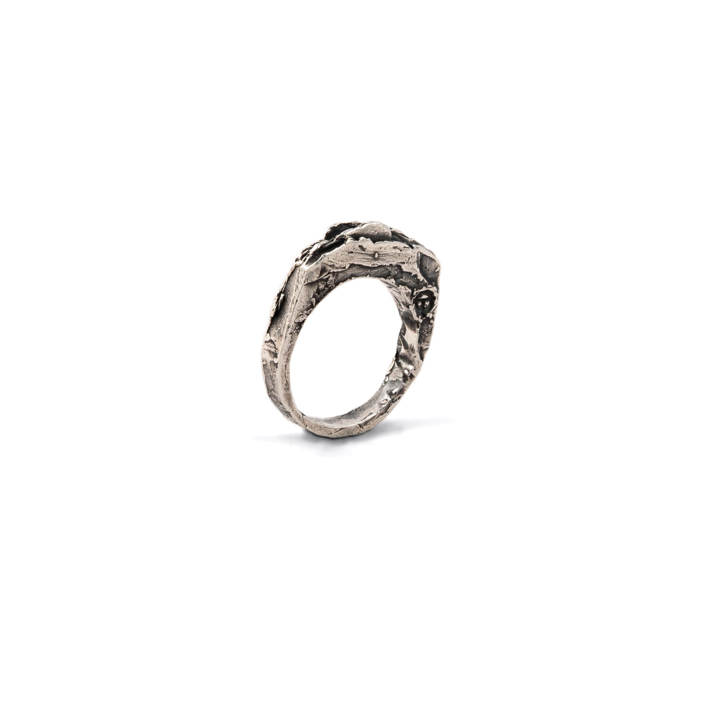 ANILLO PLATA CON PÁTINA NEGRA #8147