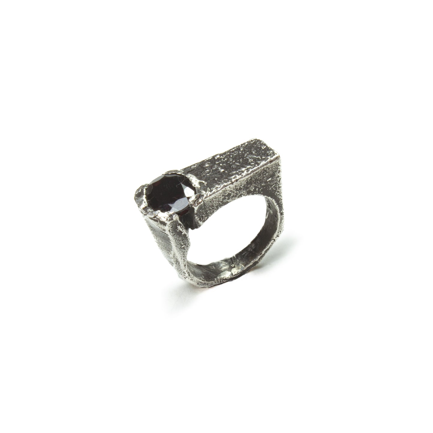 ANILLO NATURA Y PIEDRA GRANATE #8027